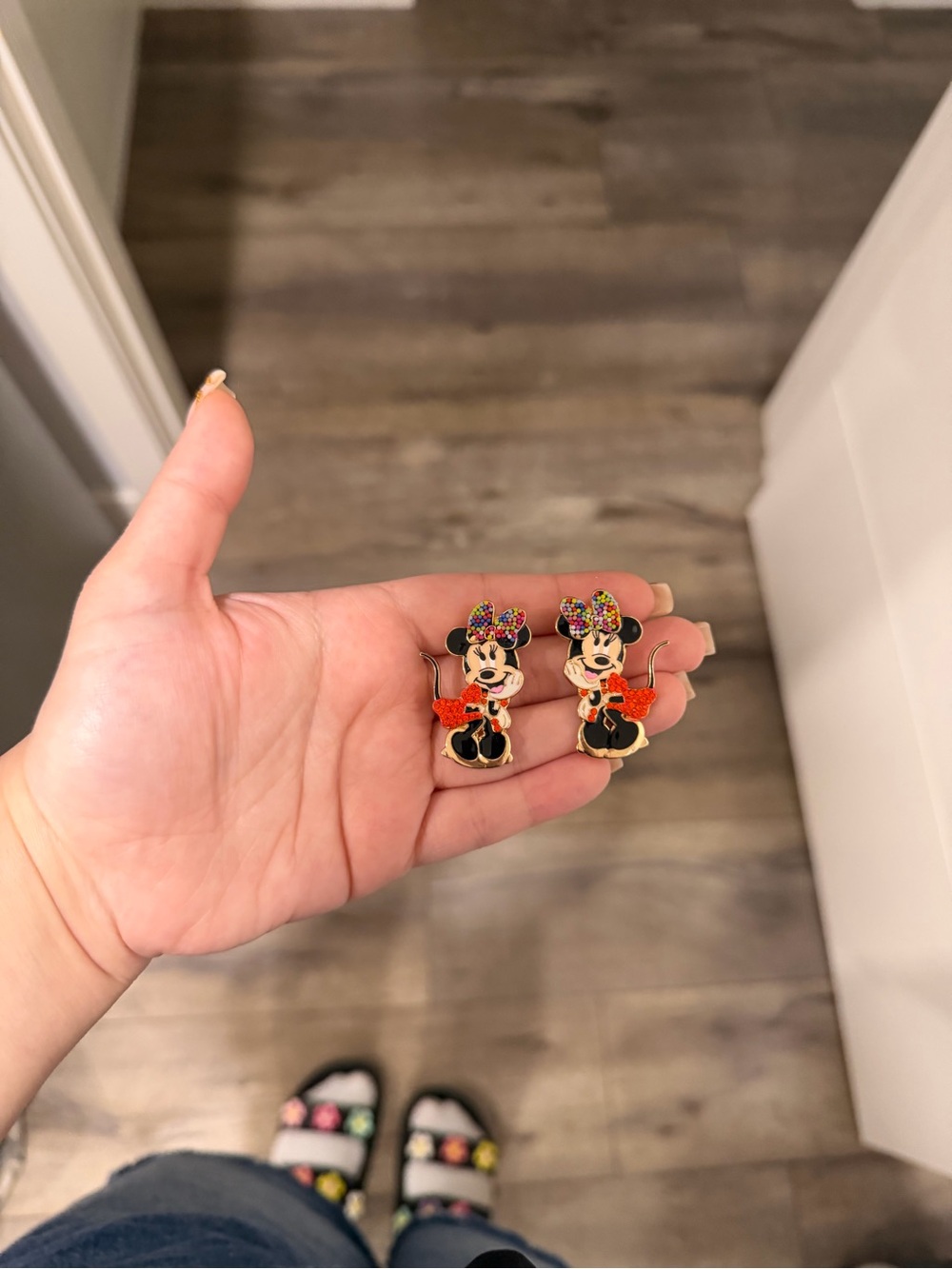 Disney Baublebar Minnie Mouse Sitting Earrings